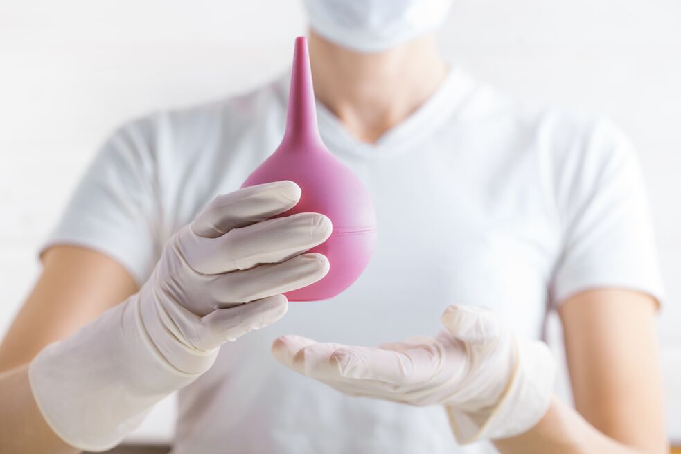 Um enema é a melhor maneira de limpar o intestino de parasitas