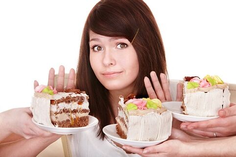 evitando doces enquanto limpa o corpo de parasitas